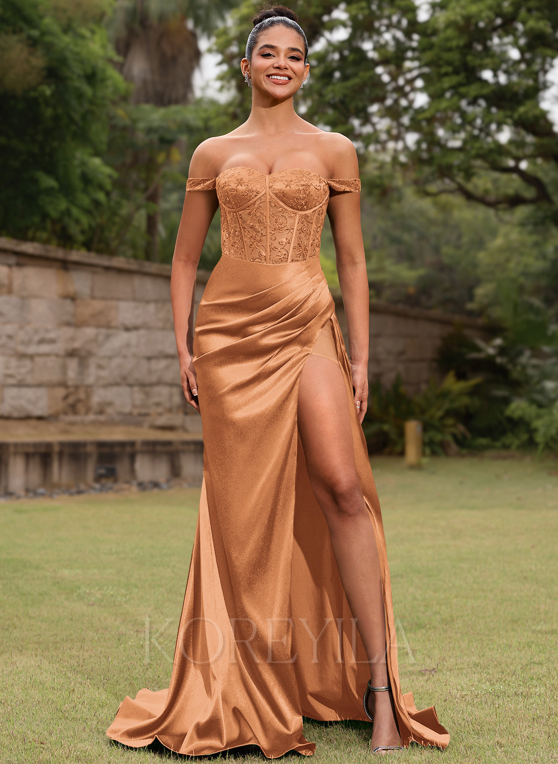 Lace Up Back Sweetheart Illusion Corset Ruched Satin Mermaid Maxi Dress With Rhinestone Slit main image 0